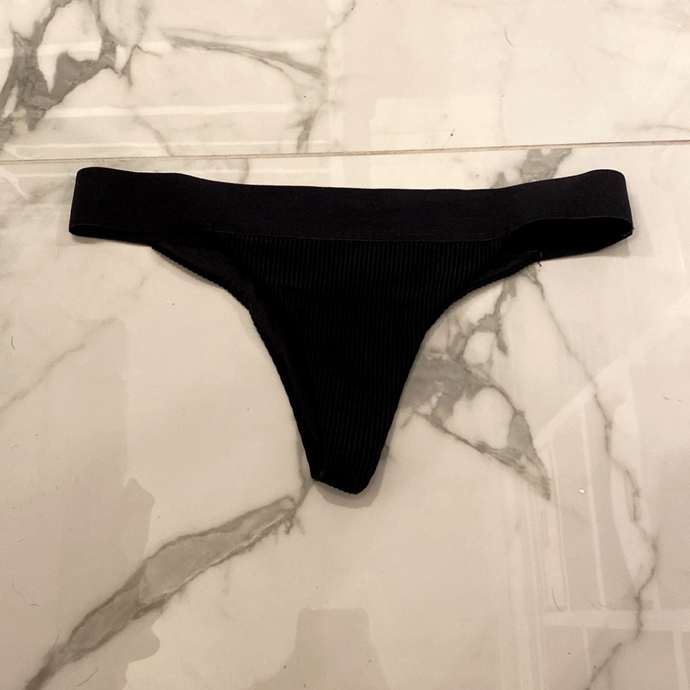 Frankies Black Bikini Bottoms